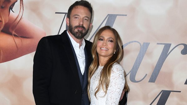 Jennifer Lopez - Περιέγραψε ακριβώς πώς έγινε η πρόταση γάμου από τον Ben Affleck