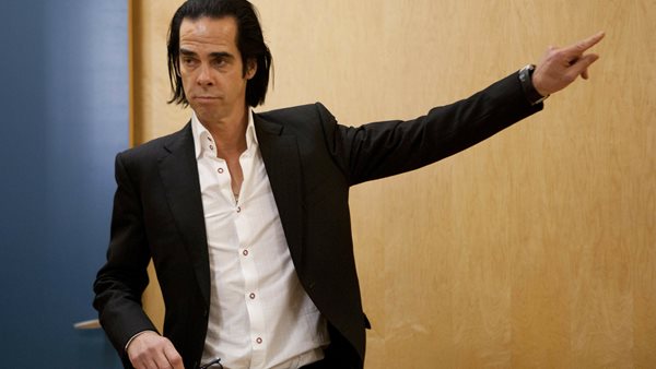 "Earthlings" - Το unreleased track των Nick Cave & The Bad Seeds