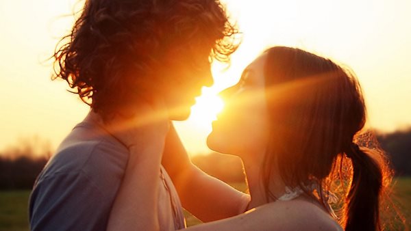 Έρωτας και ζώδια: Ποια είναι οι καλύτερες προξενήτρες του ζωδιακού;