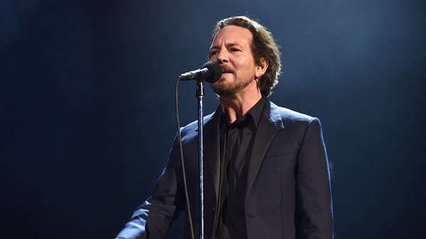 Ο Eddie Vedder μιλά για τη δύσκολη εμπειρία του με Covid-19