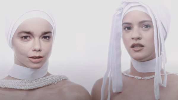 Bjork συνεργάζεται με Rosalia, για καλό σκοπό!