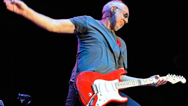 #RockThisDay - 19 Μαΐου: Γεννιέται ο Pete Townshend των Who
