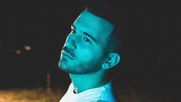 "Ζω Ή Έχω Πεθάνει" - Το νέο τραγούδι του Νικηφόρου θα "αφήσει εποχή"