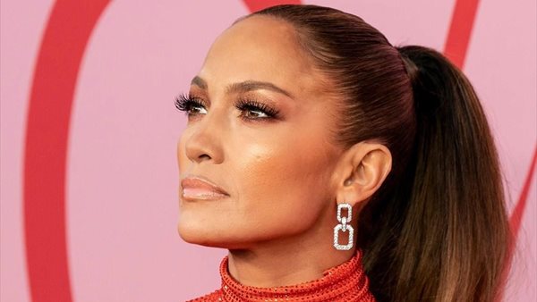 Jennifer Lopez - Πρωταγωνιστεί σε θρίλερ επιστημονικής φαντασίας του Netflix