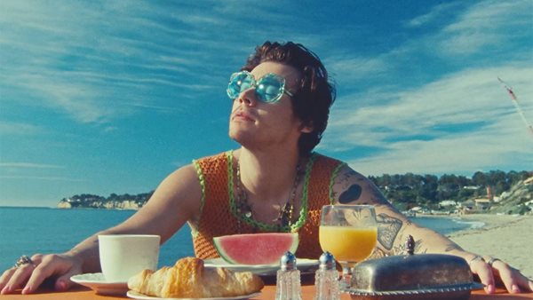 Grammys 2021 - Η λίστα με τους καλλιτέχνες που θα εμφανιστούν ζωντανά στη φετινή τελετή απονομής