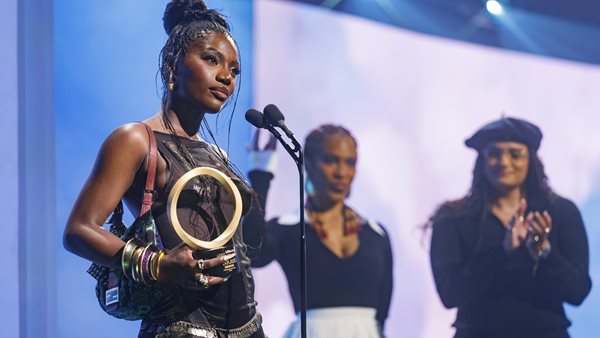 Γυναίκα της χρονιάς σύμφωνα με το Billboard, η Doechii!