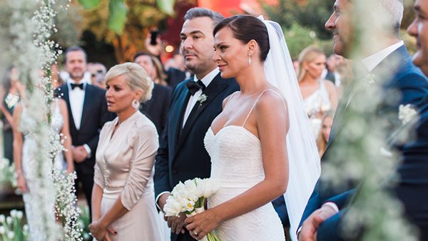 Υβόννη Μπόσνιακ - Αντώνης Ρέμος: Επέτειος γάμου για το αγαπημένο ζευγάρι