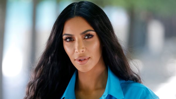 Kim Kardashian - Ξέσπασε σε κλάματα όταν ο Ye της έφερε ό,τι είχε απομείνει από το sex tape της το 2007