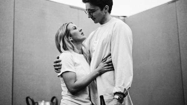 Έγκυος στο πρώτο της παιδί η Ellie Goulding