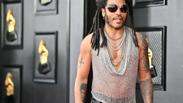 Έτσι κάνει γυμναστική ο Lenny Kravitz!