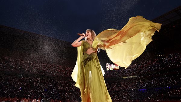 Opalite, το νέο single μέσα από το "The Life of A Showgirl"