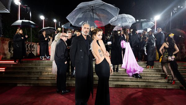 Rita Ora με τον σύζυγό της, Taika Waititi!