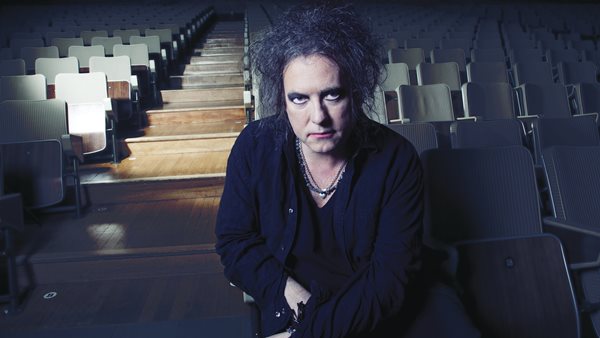 Ο Robert Smith μιλά για το "τελευταίο" album των Cure και την κόντρα με τους Smiths