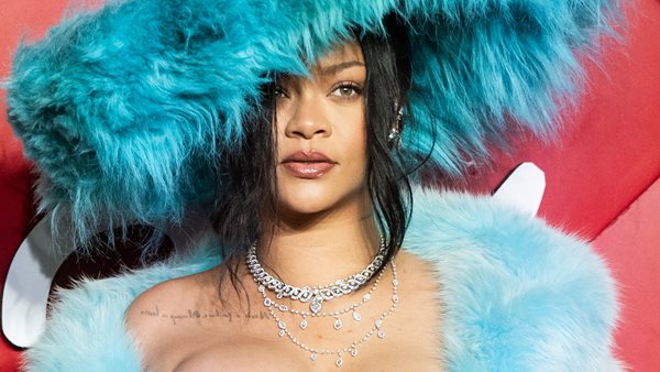 Rihanna: Ανακοίνωσε καινούριο album μετά από 9 χρόνια αποχής