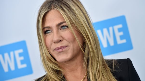 Η διακριτική υποστήριξη της Jennifer Aniston στον Johnny Depp