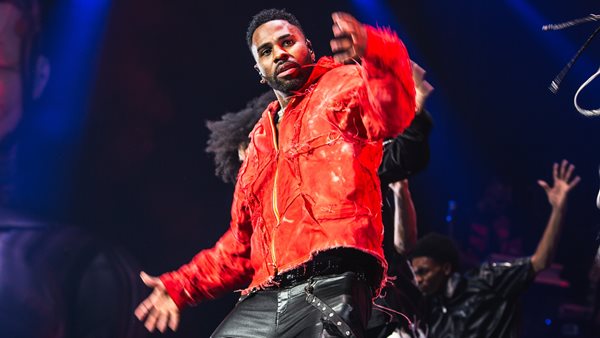 Ο Jason Derulo μιλάει για τον σοβαρό τραυματισμό του!