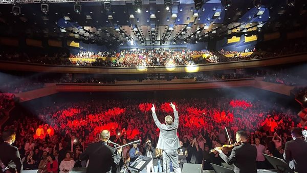 Κωνσταντίνος Αργυρός:αποθέωση από 4.000 θεατές στη Βουλγαρία