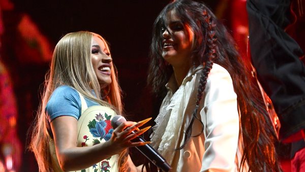 #Coachella2019: Billie Eilish, Ariana Grande, Carbi B, Selena Gomez και περισσότεροι στην κοιλάδα της California