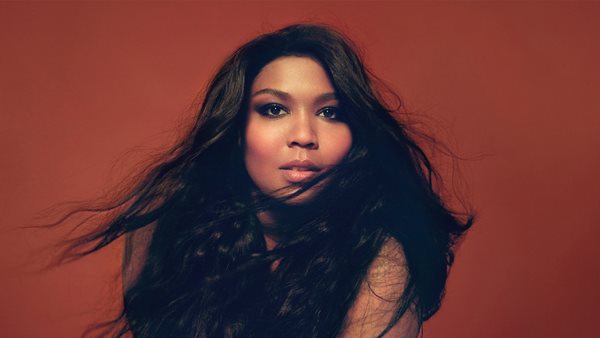 Lizzo - Επιβεβαιώνει πως δεν είναι πλέον single