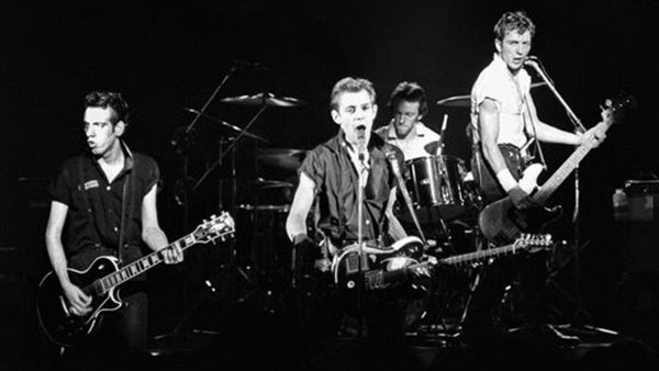 #RockThisDay - 1 Μαΐου: Οι Clash, Jam και Buzzcocks ξεκινούν την ιστορική κοινή περιοδεία τους