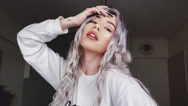 Η Natasha Kay κάνει "Upgrade"