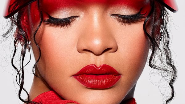 Rihanna - Η πρώτη της φωτογραφία στο Instagram όπου δείχνει την φουσκωμένη της κοιλιά