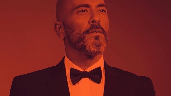 "Τότε" - Η διασκευή του Βαλάντη στη μεγάλη επιτυχία της Κατερίνας Στανίση