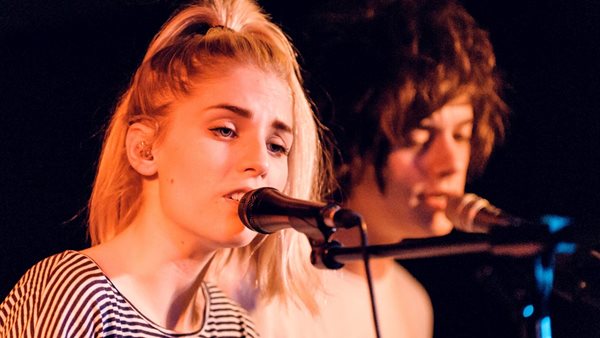 Η frontwoman των London Grammar μιλά για τον μισογυνισμό στη μουσική βιομηχανία