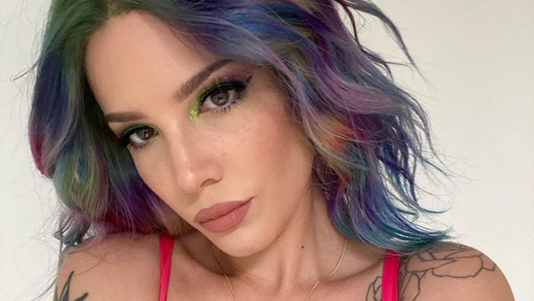 Halsey - Ανακοίνωσε την εγκυμοσύνη της μέσω instagram