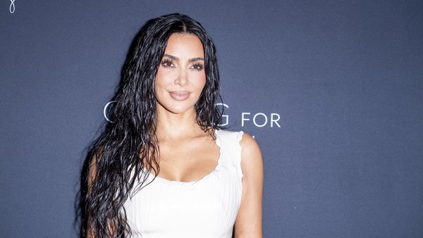 Η Kim Kardashian συμμετέχει στο "Rebel Superstar"!