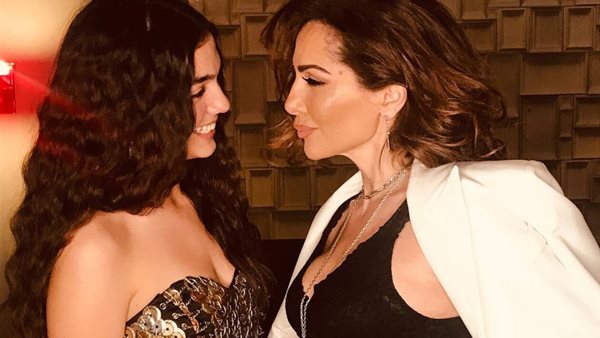 Μελίνα Νικολαΐδη - Η σπάνια φωτογραφία που δημοσίευσε με τη Δέσποινα Βανδή