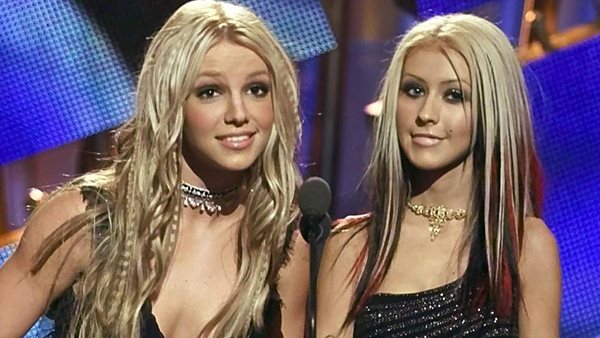 Φουντώνει ξανά η κόντρα Britney Spears και Christina Aguilera