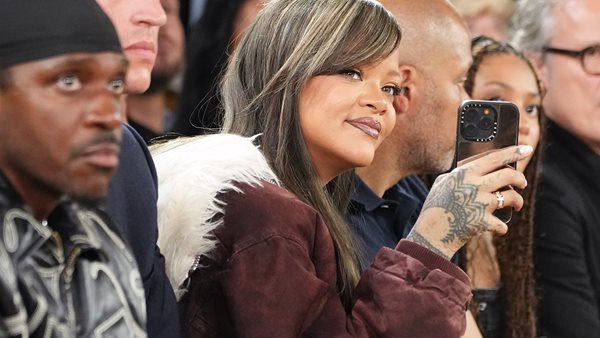 Το "Loud" της Rihanna ξεπερνάει τα 4 δις streams στο Spotify