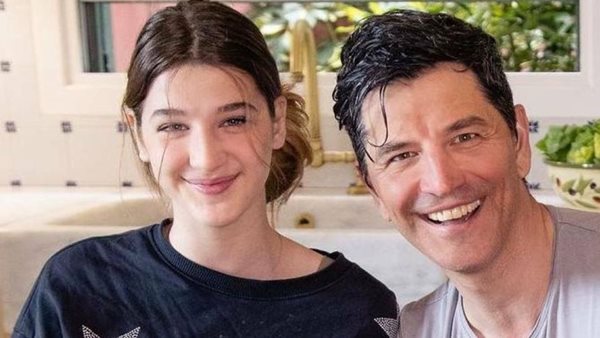 Viral στο TikTok ο Σάκης Ρουβάς και η Αναστασία