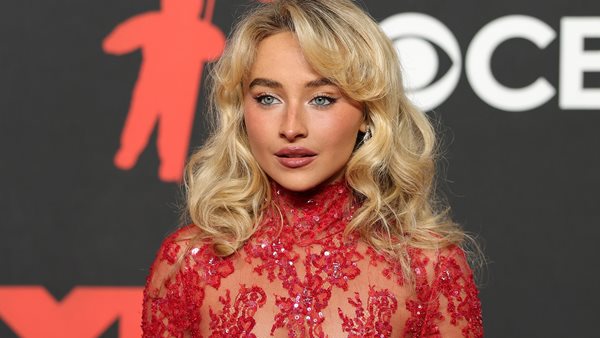 Τα φώτα σε Lady Gaga, Ariana Grande και Sabrina Carpenter!