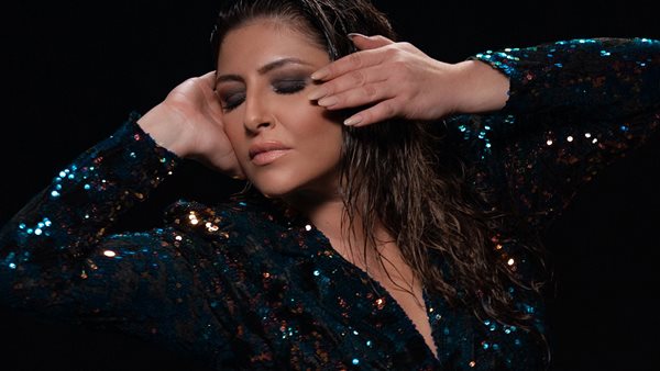 Η Έλενα Παπαρίζου παρουσιάζει καινούριο single από τον δίσκο "Αποχρώσεις"