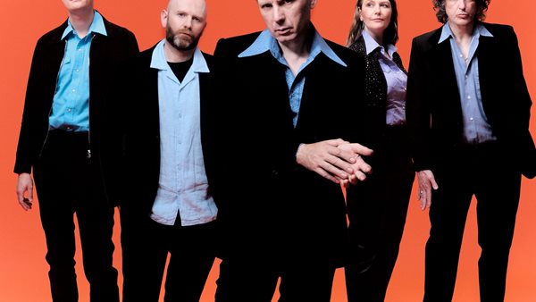 Ο Alex Kapranos τιμά την ελληνική του καταγωγή στο νέο άλμπουμ των Franz Ferdinand