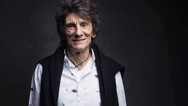 Ronnie Wood - Αντικατέστηκε τους εθισμούς με το πλέξιμο