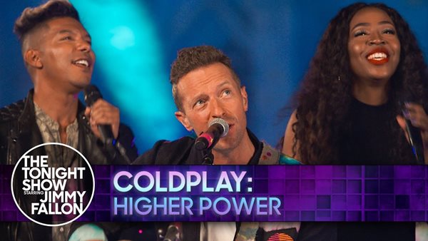 Οι Coldplay εμφανίστηκαν ζωντανά στο show του Jimmy Fallon