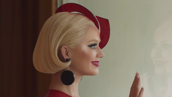 Καυτή στις αμμουδιές της Χαβάη η Katy Perry