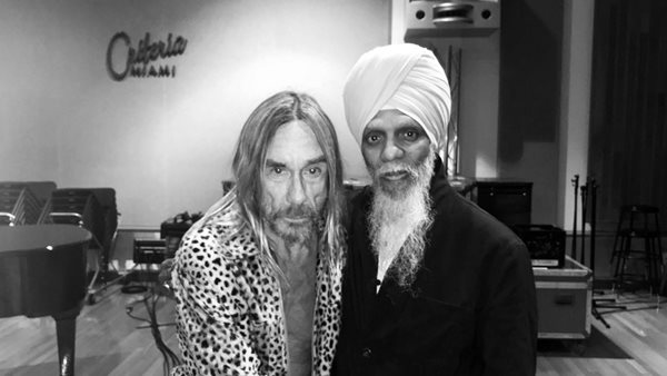Iggy Pop & Dr. Lonnie Smith συνεργάζονται για το "Sunshine Superman"