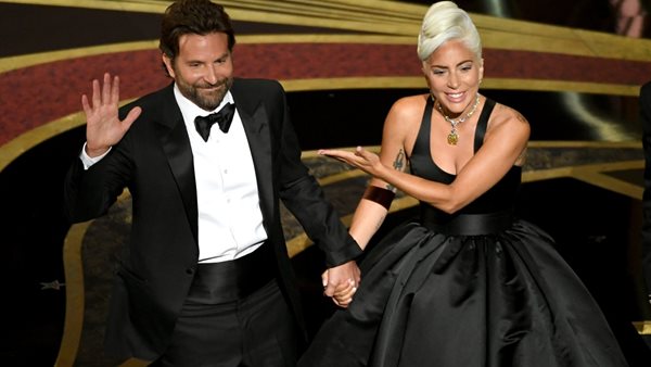 Θα εμφανιστούν στο Glastonbury η Lady Gaga και ο Bradley Cooper;