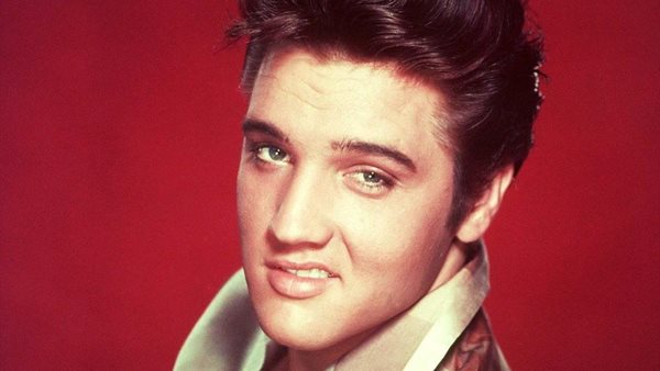 Είναι αυτή η καλύτερη μίμηση του Elvis Presley;