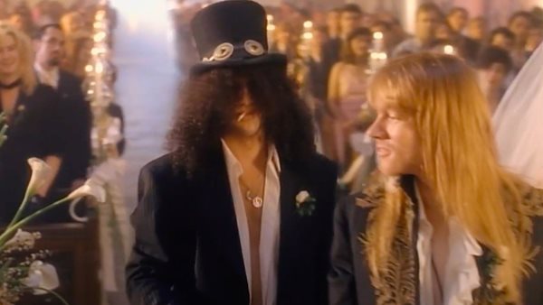 "November Rain" - Οι δύο σκηνές από το επίσημο βίντεο που ο κόσμος έχει παρακολουθήσει περισσότερες φορές