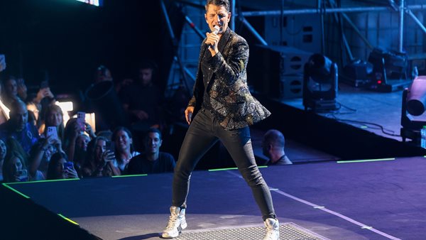 Το comeback του Σάκη Ρουβά στο Λυκαβηττό.