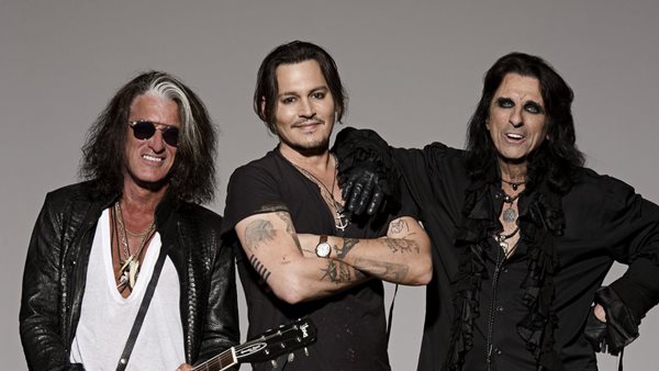 Alice Cooper: "Ο Johnny Depp θα προτιμούσε να παίζει κιθάρα παρά να είναι ηθοποιός"