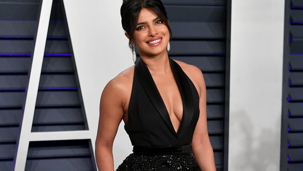 Το βίντεο από το Wimbledon που "καίει" την Priyanka Chopra
