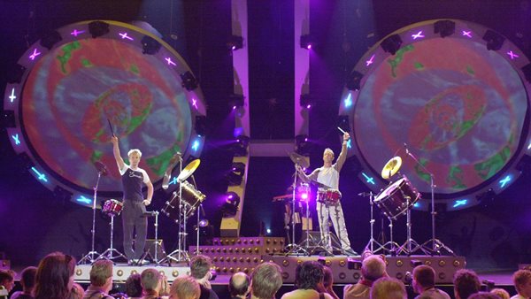 Safri Duo-Played A Live. Όταν τα κρουστά γίνονται EDM anthem