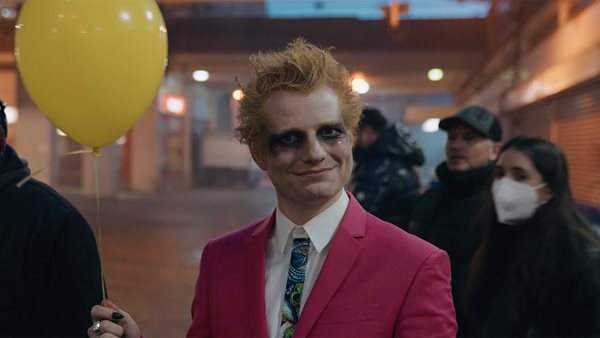 Ο Ed Sheeran κυρίαρχησε στα ραδιόφωνα του U.K. με το "Bad Habits" μέσα στο 2021