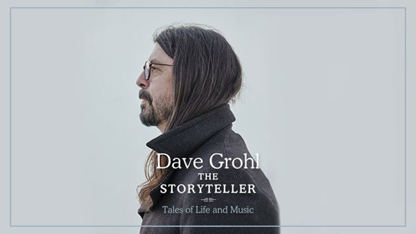 Ο Dave Grohl των Foo Fighters για ακόμα μία εβδομάδα στη New York Times best-sellers λίστα